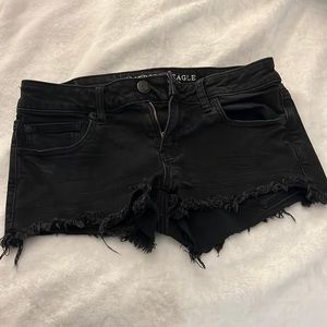 American eagle low rise shorts
